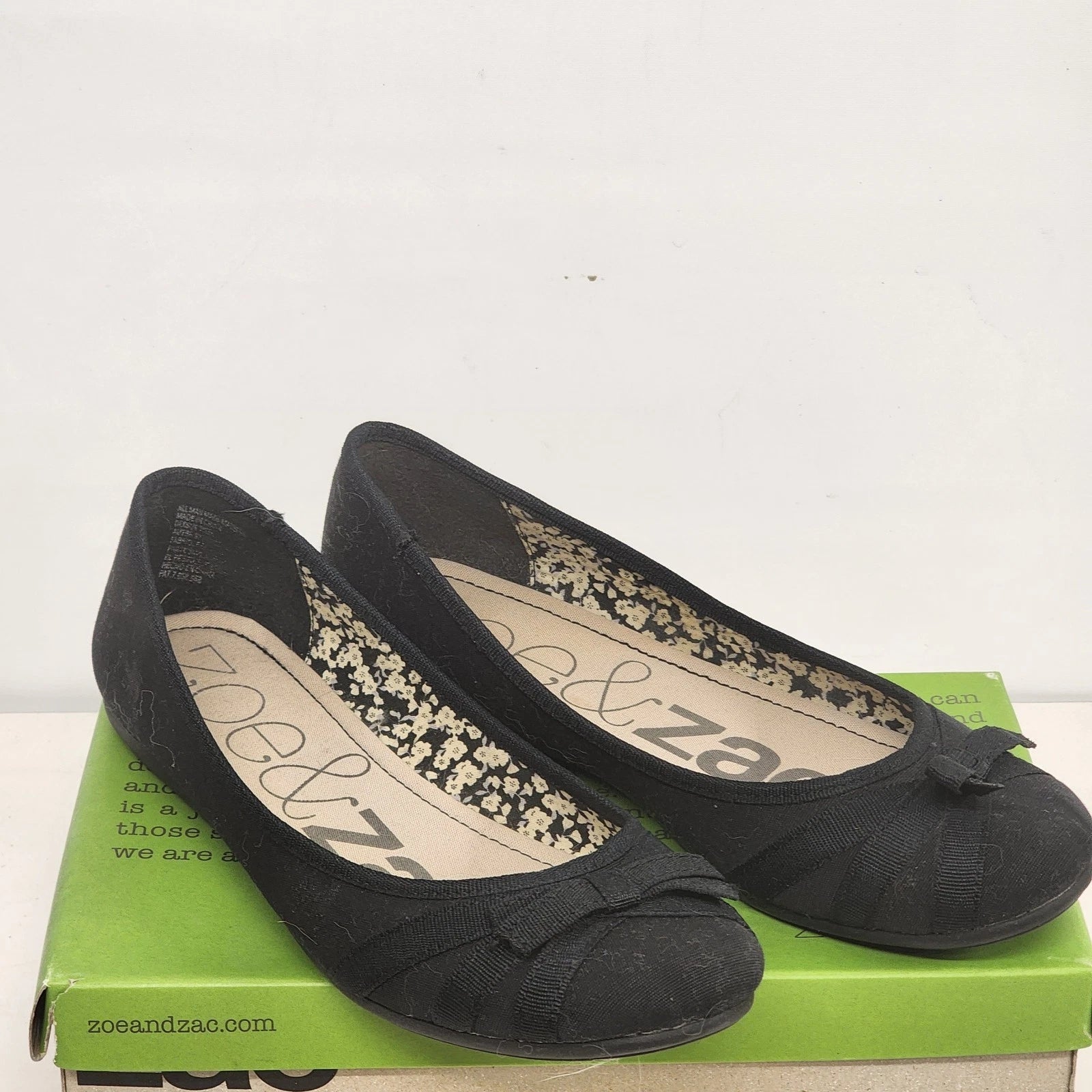 Zoe and Zac black canvas ballet flats with bow
