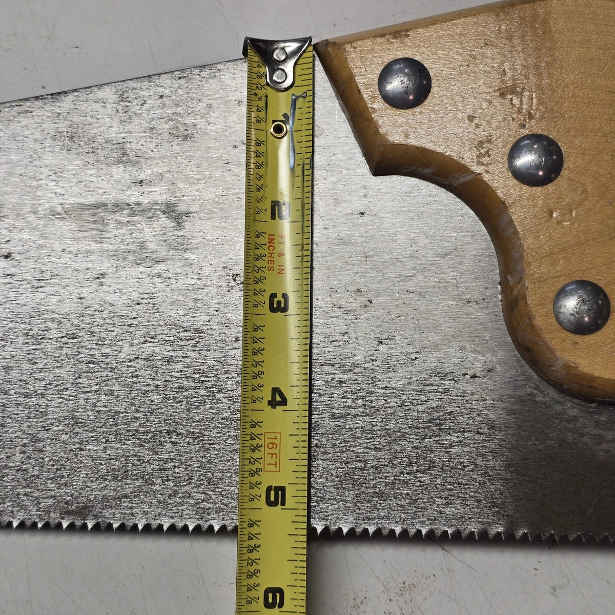 Unbranded 26" Crosscut Hand Saw Blonde Wood Handle Carpenter Tool Vintage