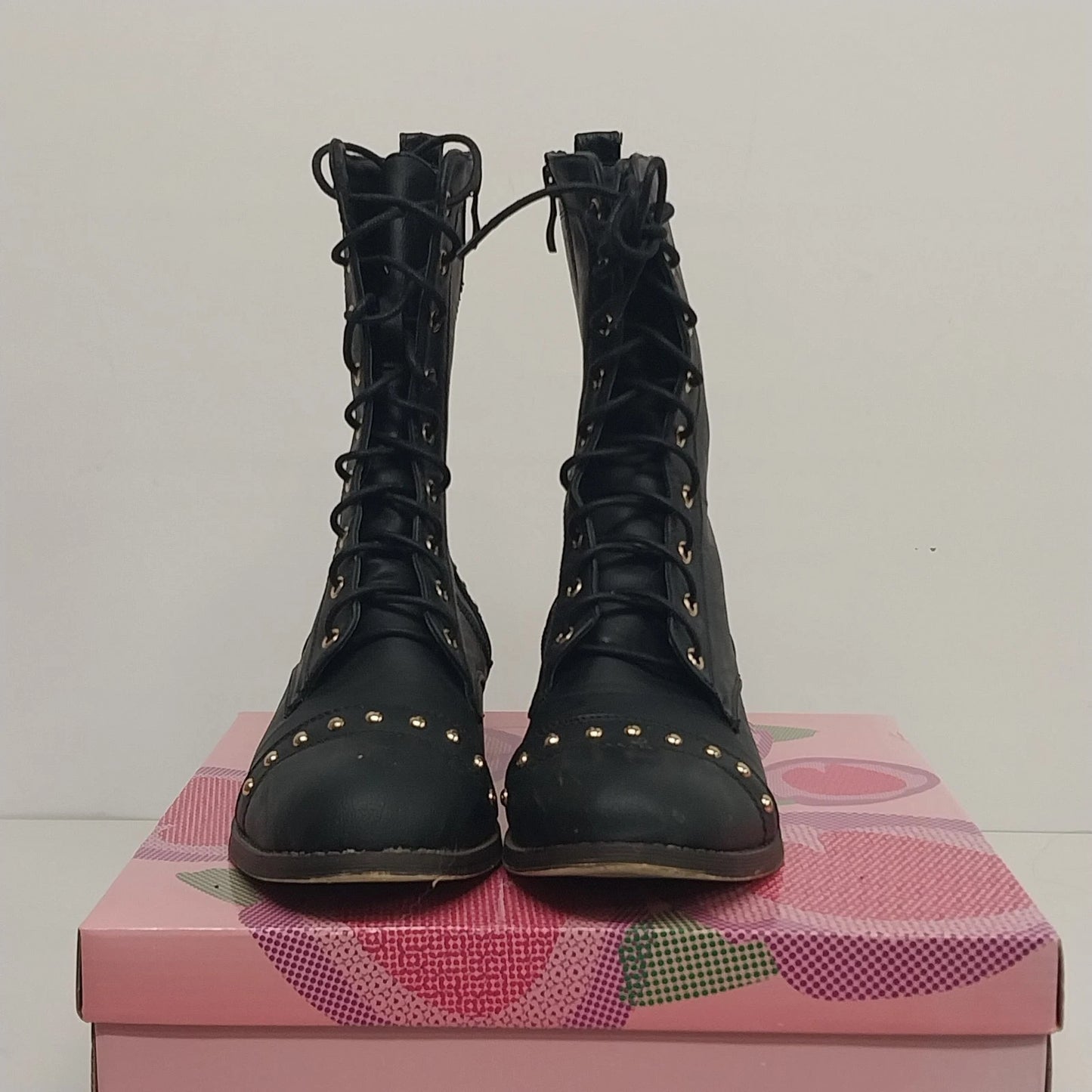 Via Pinky Annika Black Combat Boots Womens 8 Gold Studded