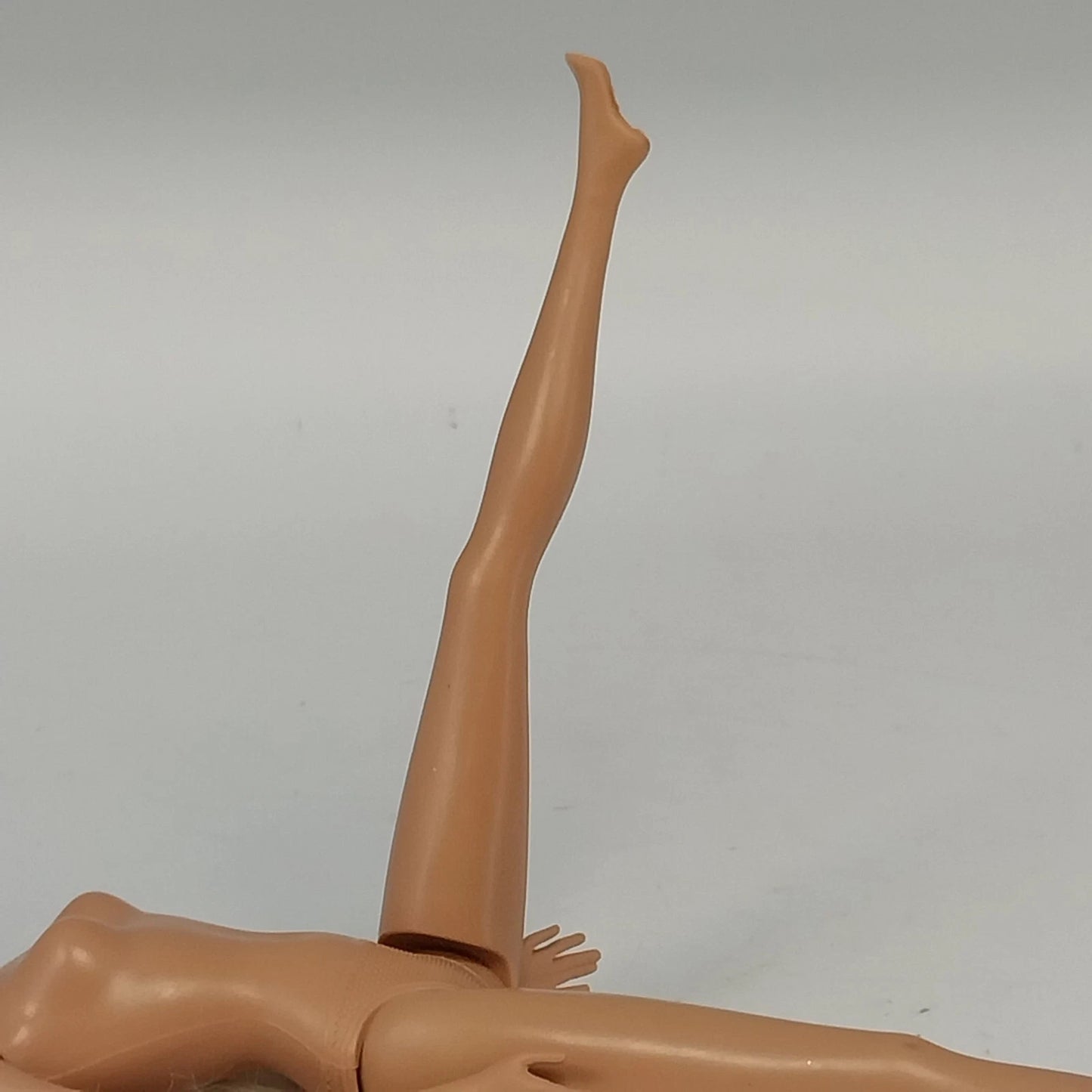 Mattel Barbie Doll Blonde Purple Hair Bendable Knees Nude Hair 1998 Head 1999
