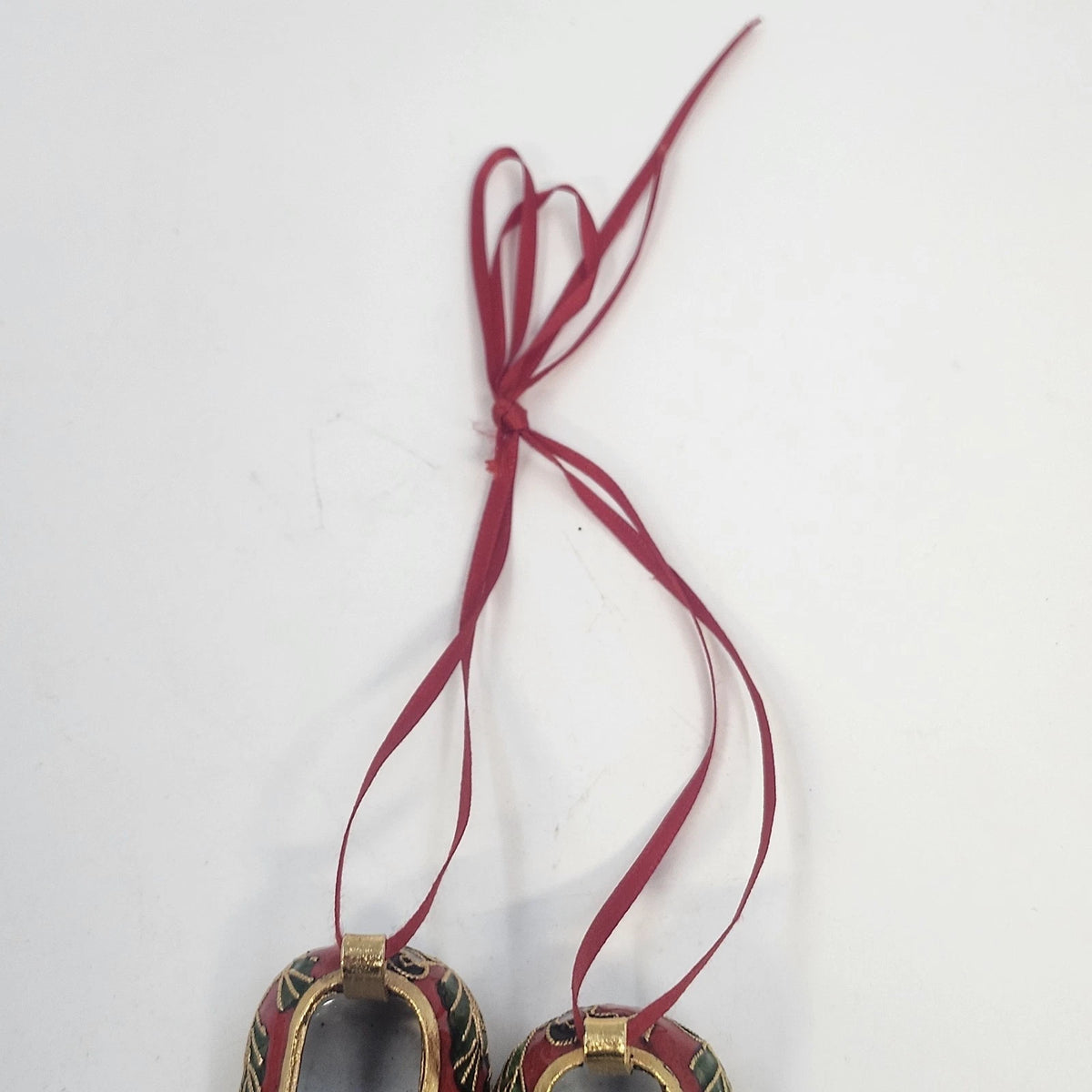 Pair Miniature Christmas Cloisonne Style Shoe Ornaments Red Floral Gold 4" Vtg
