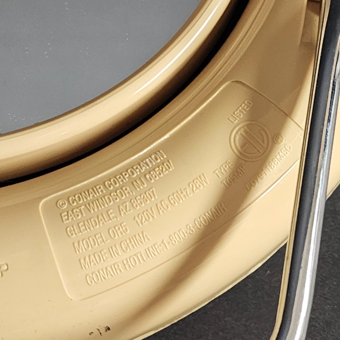 Conair Lighted Makeup Mirror Corded Two Sided Cosmetic Vanity Plastic Round