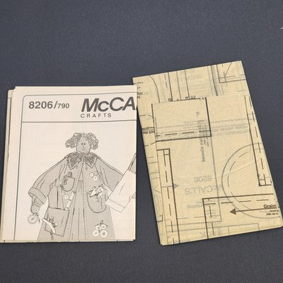 McCall's Craft 8206 Vintage Sewing Pattern 1996 Uncut Sewing Doll and Wall Quilt