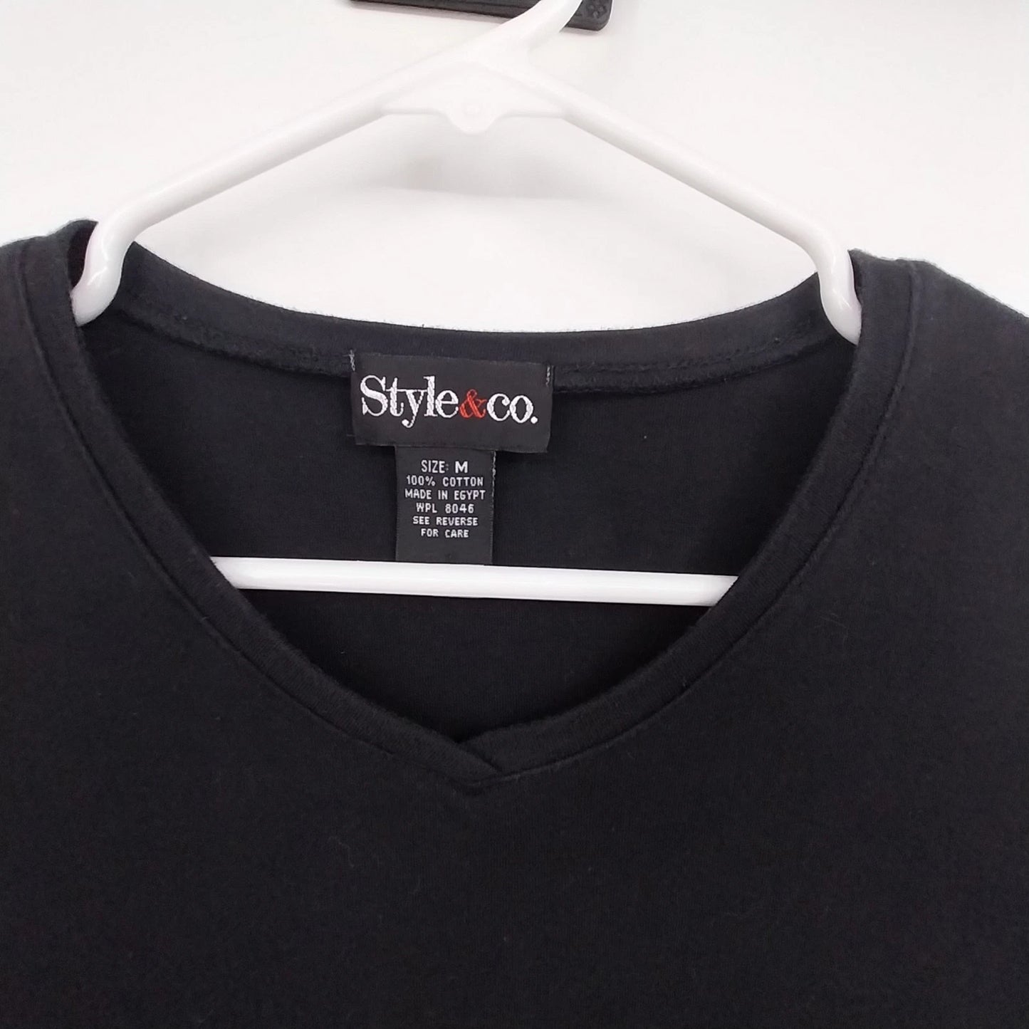 Style & Co Black T Shirt Women's Medium Short Sleeve 100% Cotton V Neck Egypt