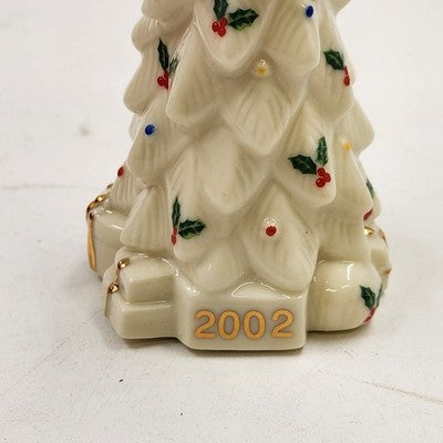 Baum Brothers Musical Christmas Tree Ornament Porcelain Ivory & Gold 2002 w Box