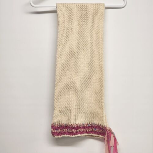 Mater Materiae Wool Scarf Off White and Pink Crochet Pattern Design Vintage