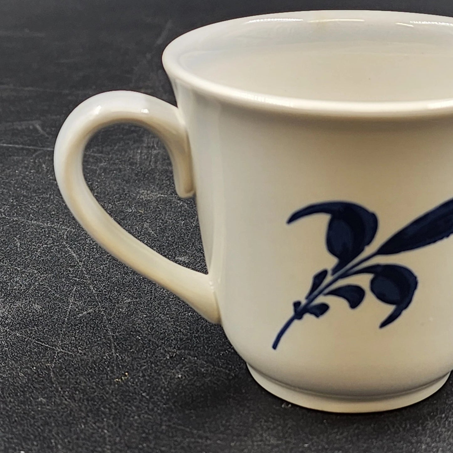 Christiana Campbell’s Tavern Coffee Cup 3.5" x 3" Blue Squirrel Williamsburg VA