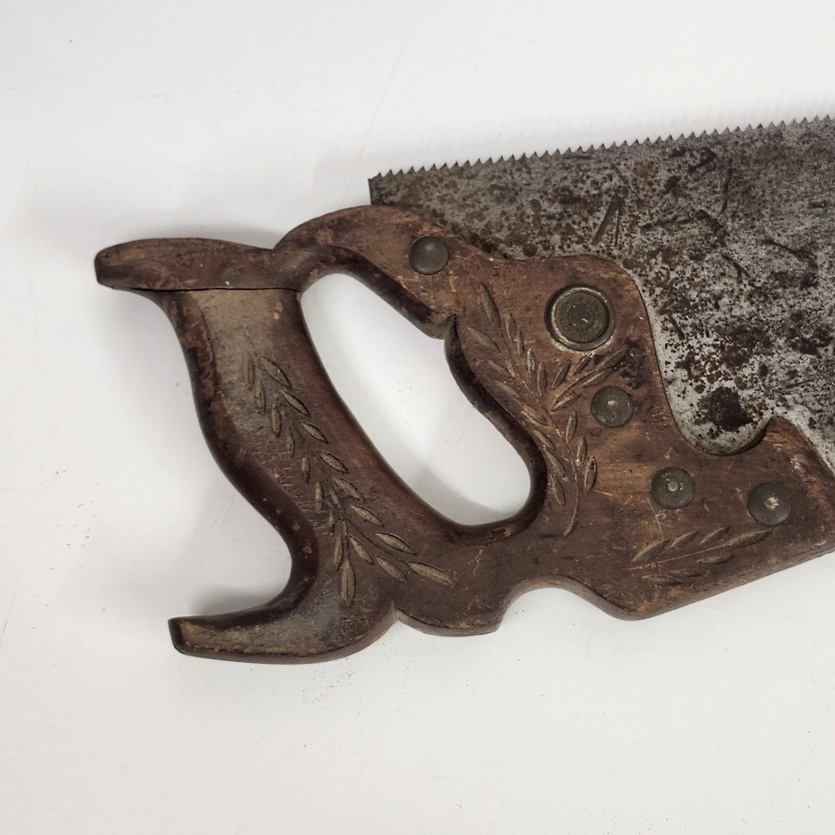 Disston 26" Crosscut Hand Saw Carved Wood Handle Carpenter Tool Vintage USA
