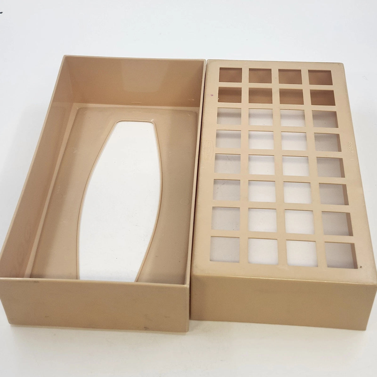 Rubbermaid Plastic Tissue Box Cover 2939 Tan Atomic Starburst 10.5" MCM Vtg