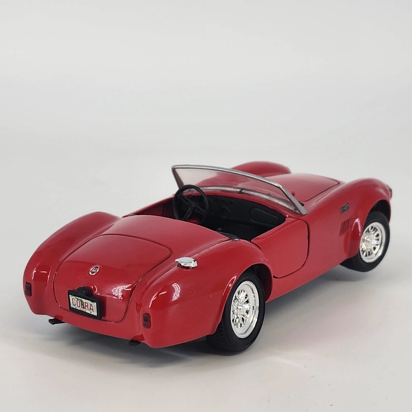 Revell Cobra 427 Diecast Car Vehicle 1:28 Red Opening Hood Doors Steer 6.25" Vtg