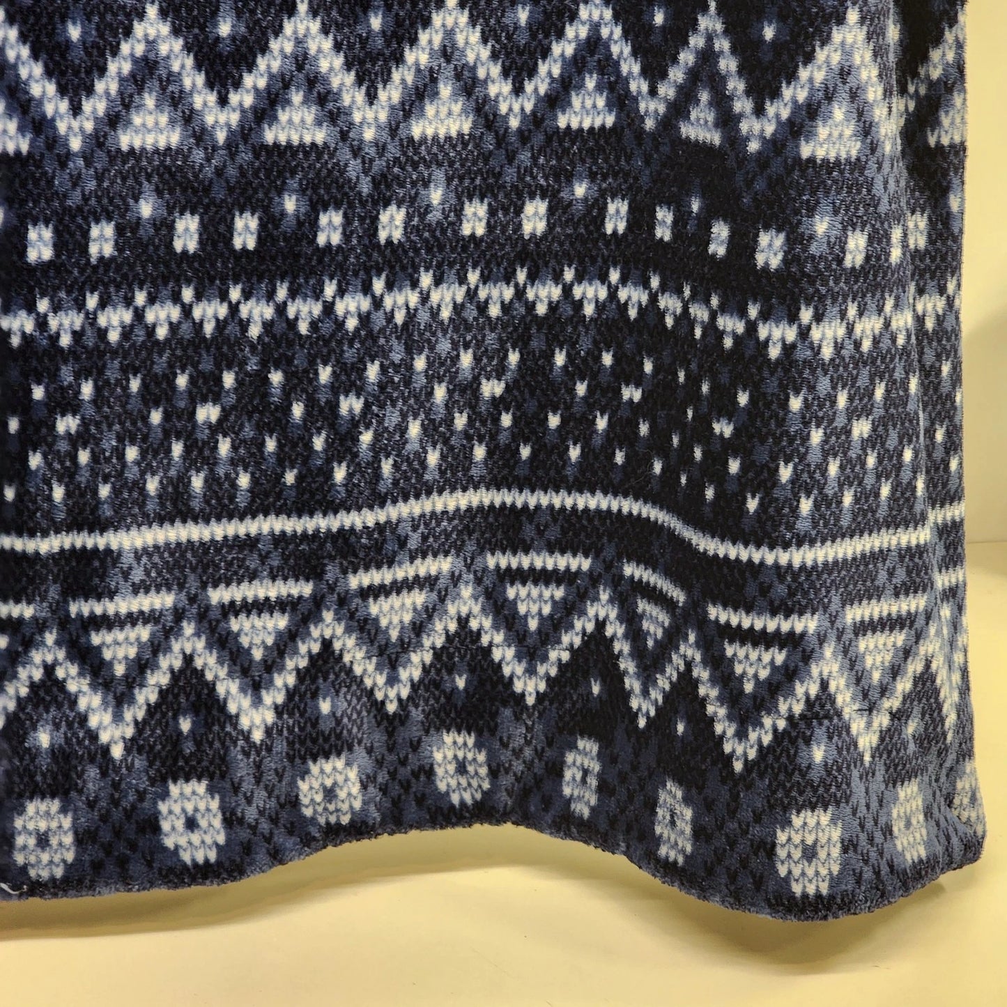 Northeast Outfitters Aztec Throw Blanket Blue White 48x60 Polyester