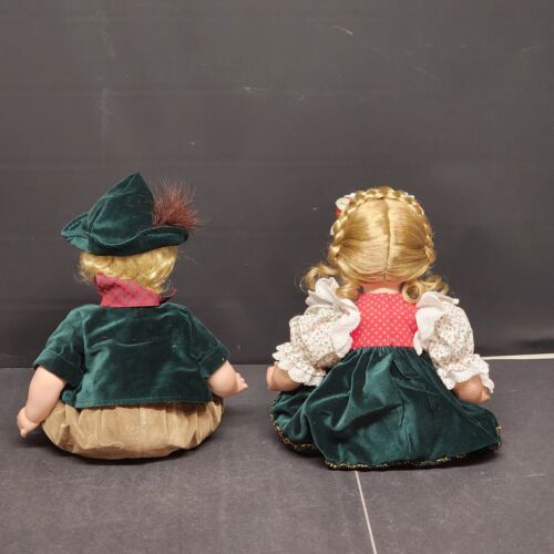 Hansel and Gretel Porcelain Dolls by Susan Wakeen Danbury Mint Hand Painted Vtg