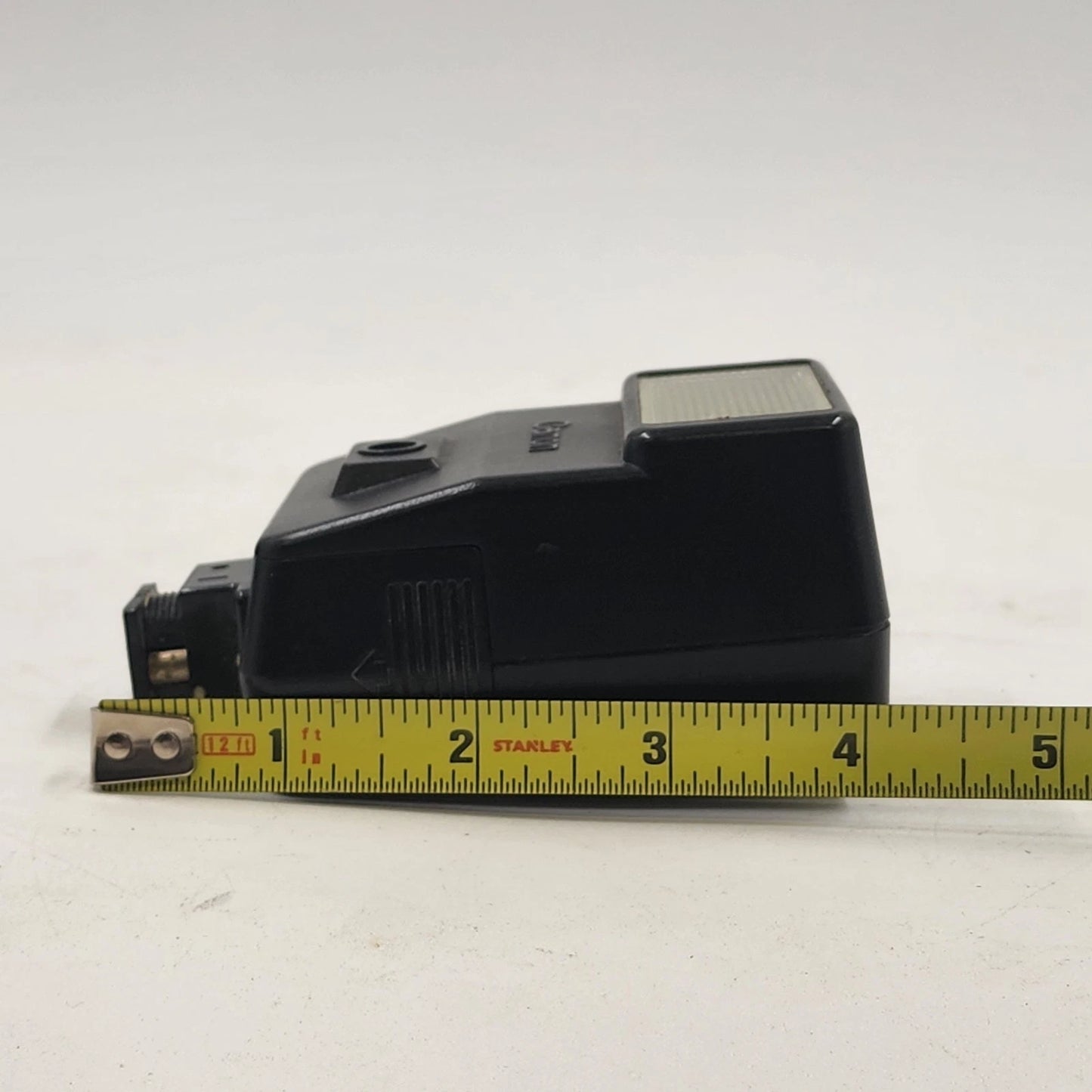 Canon Speedlite 155A Shoe-Mount Camera Flash For SLR with Case Vintage 1970's