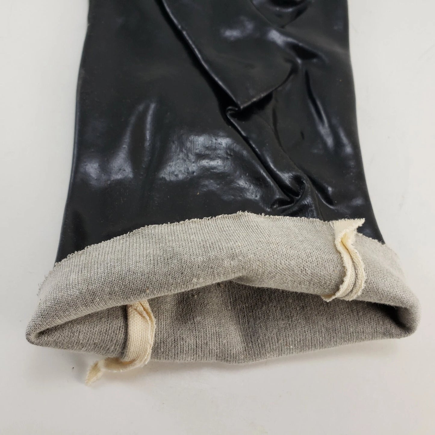 12 PVC Chemical Resistant Gloves Black 12" Gauntlet Lg Cotton Lined Smooth Grip