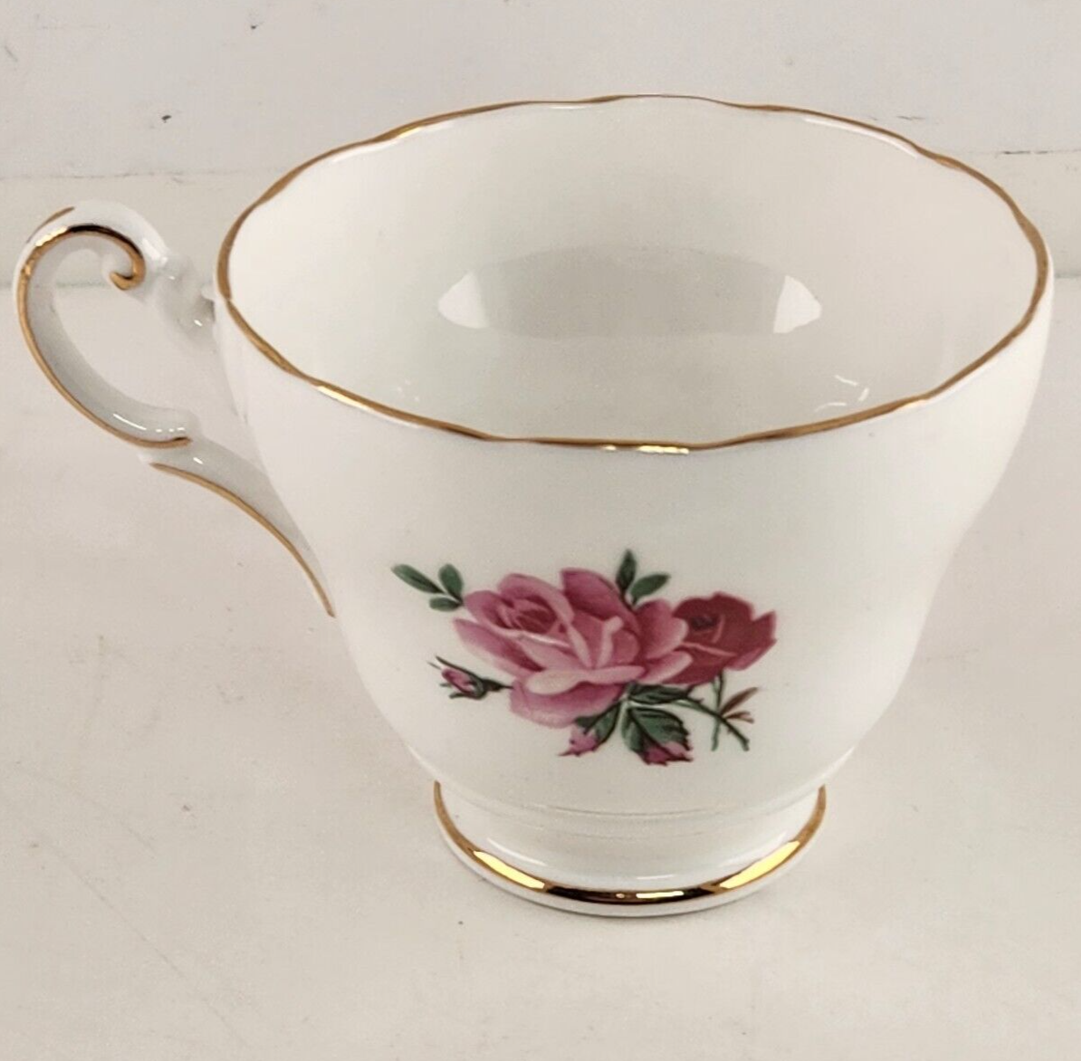 Royal Ardalt Bone China Tea Cup England Roses Pink #2086 Good Luck Cup Only