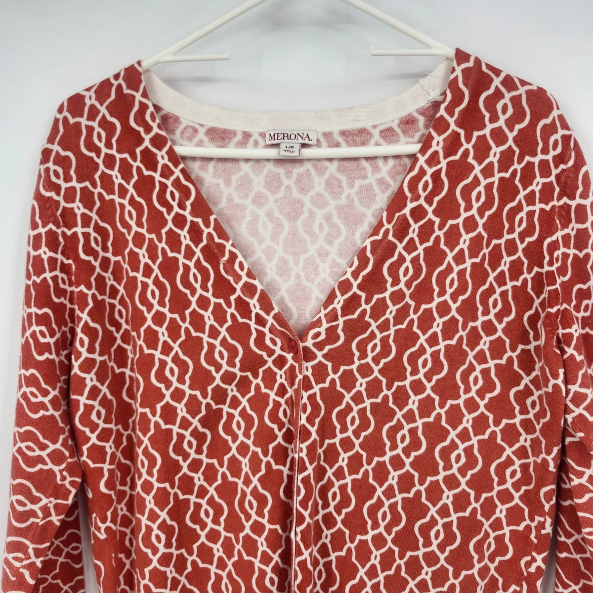 Merona Women's L/G Cardigan Top Orange Geometric Pattern Button Front V Neck