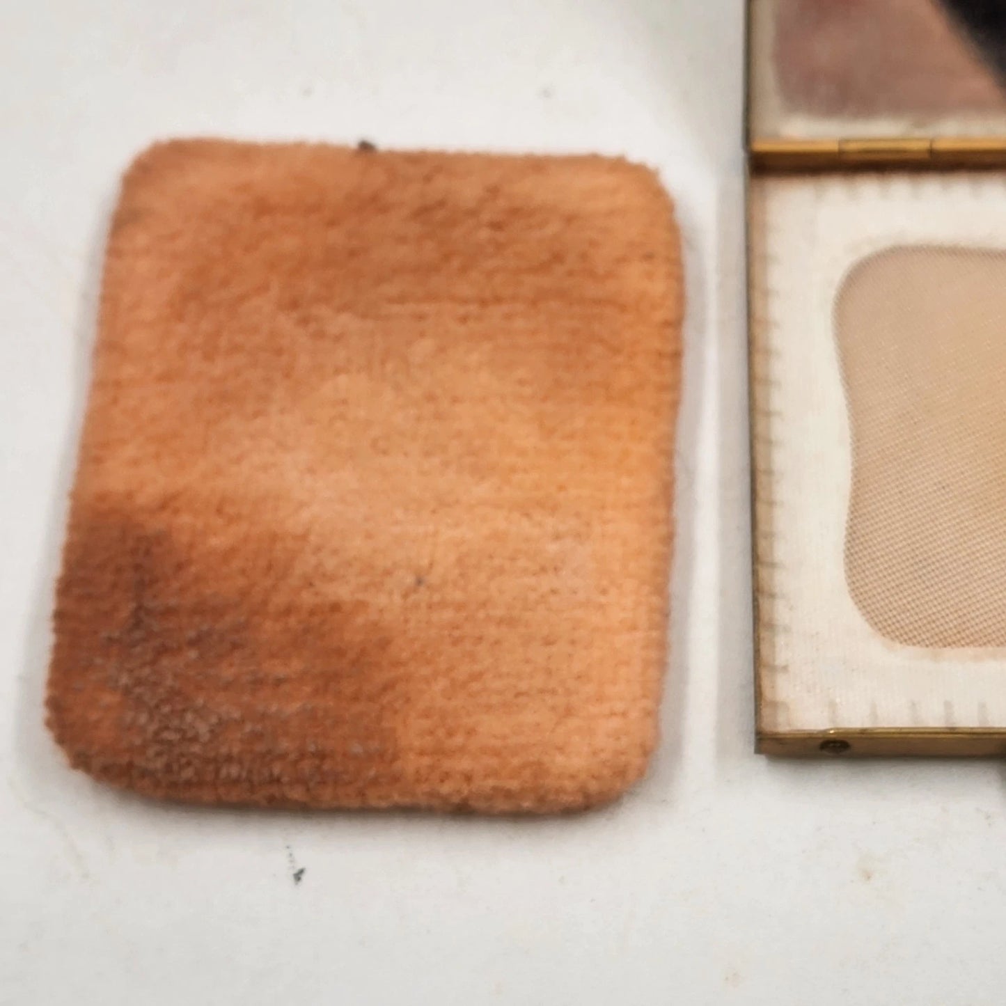 Make-Up Compact Carved Wooden Top Brass Powder Case Mirror Floral 1960's MCM