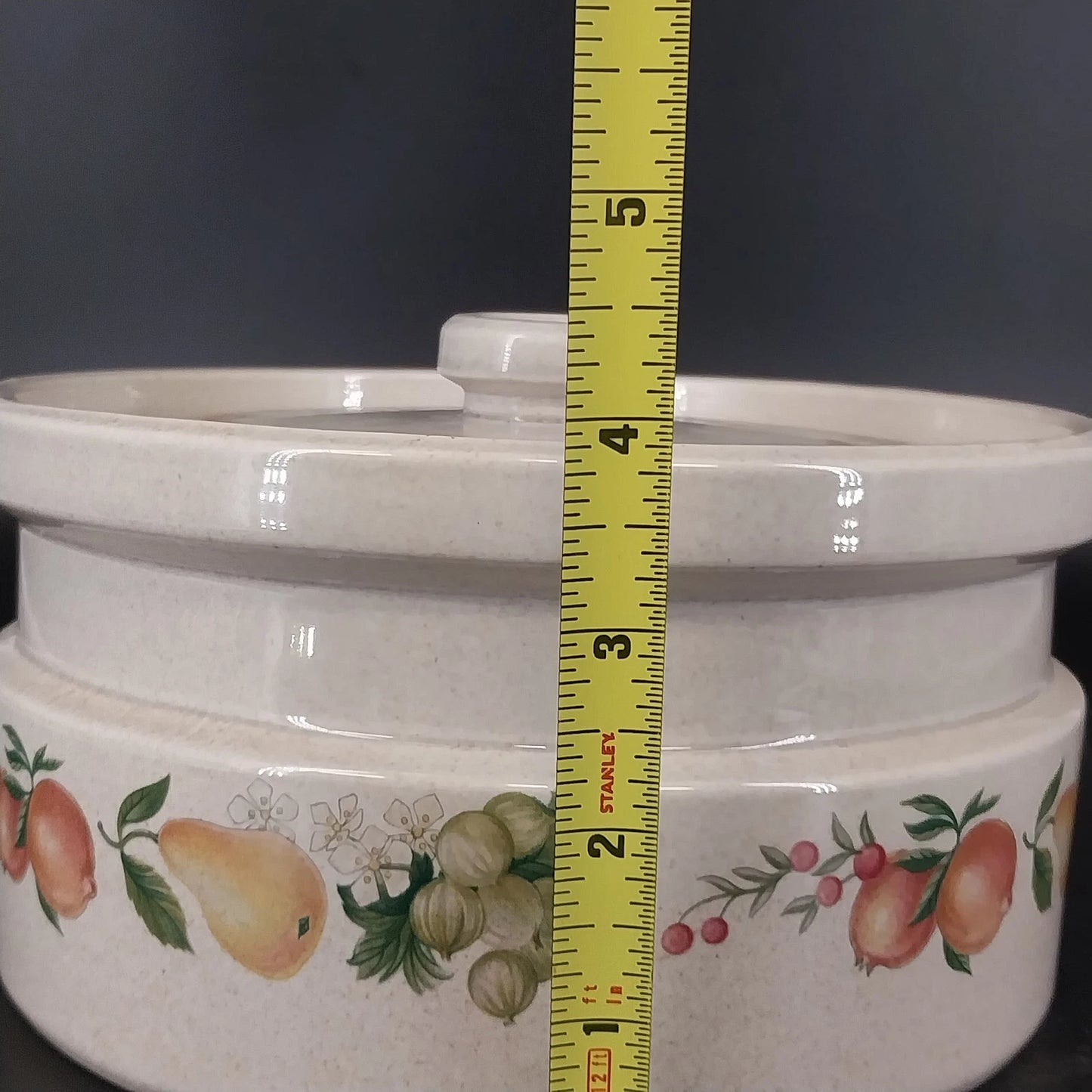 Wedgwood Quince Covered Casserole Dish 1.5 Qt w Lid Oven to Table Fruits England