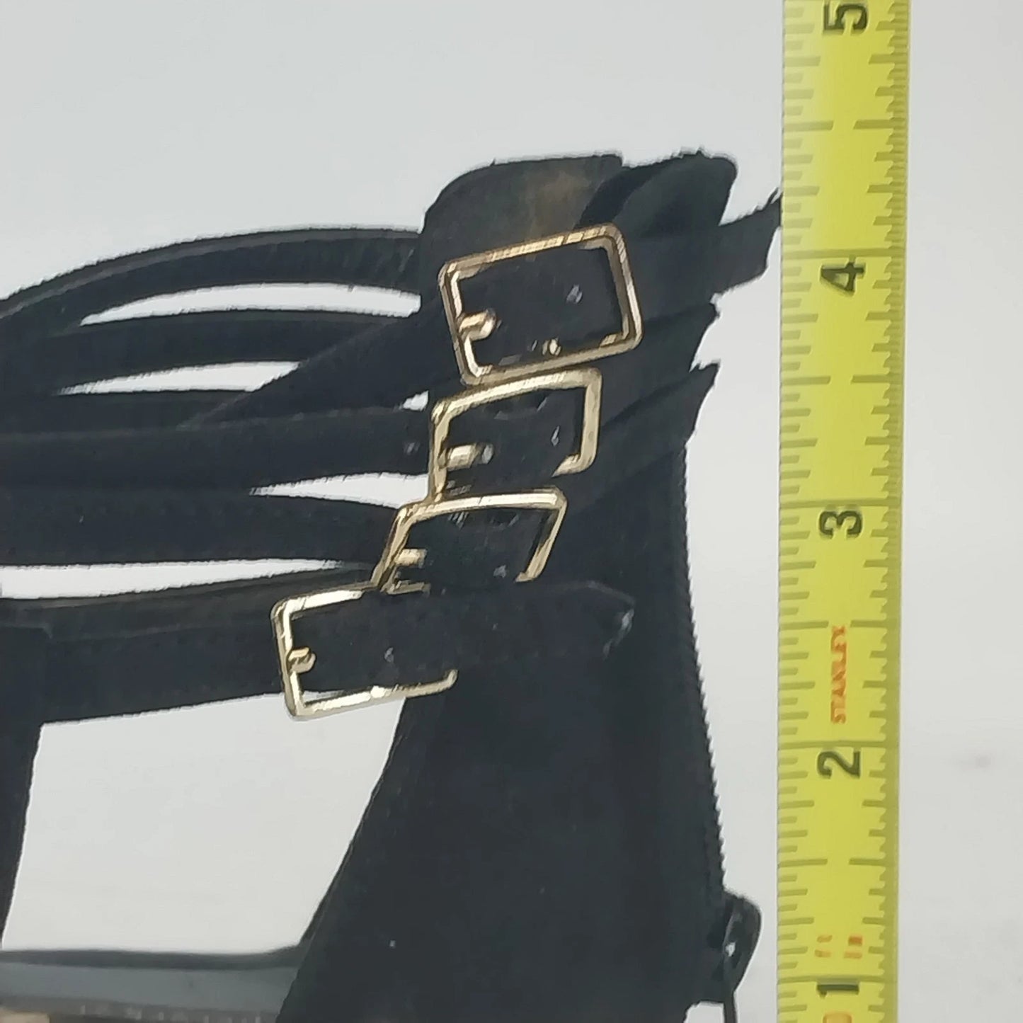 Forever 21 Black Jelly Strappy Flats Sandals Womens Size 8 Triple Buckle Ankle