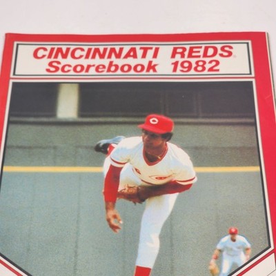 Cincinnati Reds 1982 Scorebook vs Atlanta Mario Soto Star on the Rise Scored Vtg