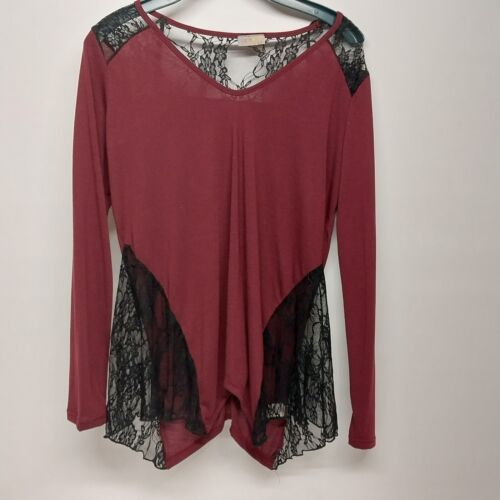 Liz in LA Maroon Long Sleeve XL Shirt Lace Shoulders And Back V-Neck Pullover