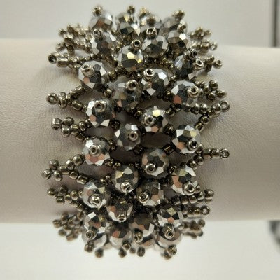 Metallic Grey Faux Pearl Chain Bracelet Faceted Beads Mesh Design 7.25"