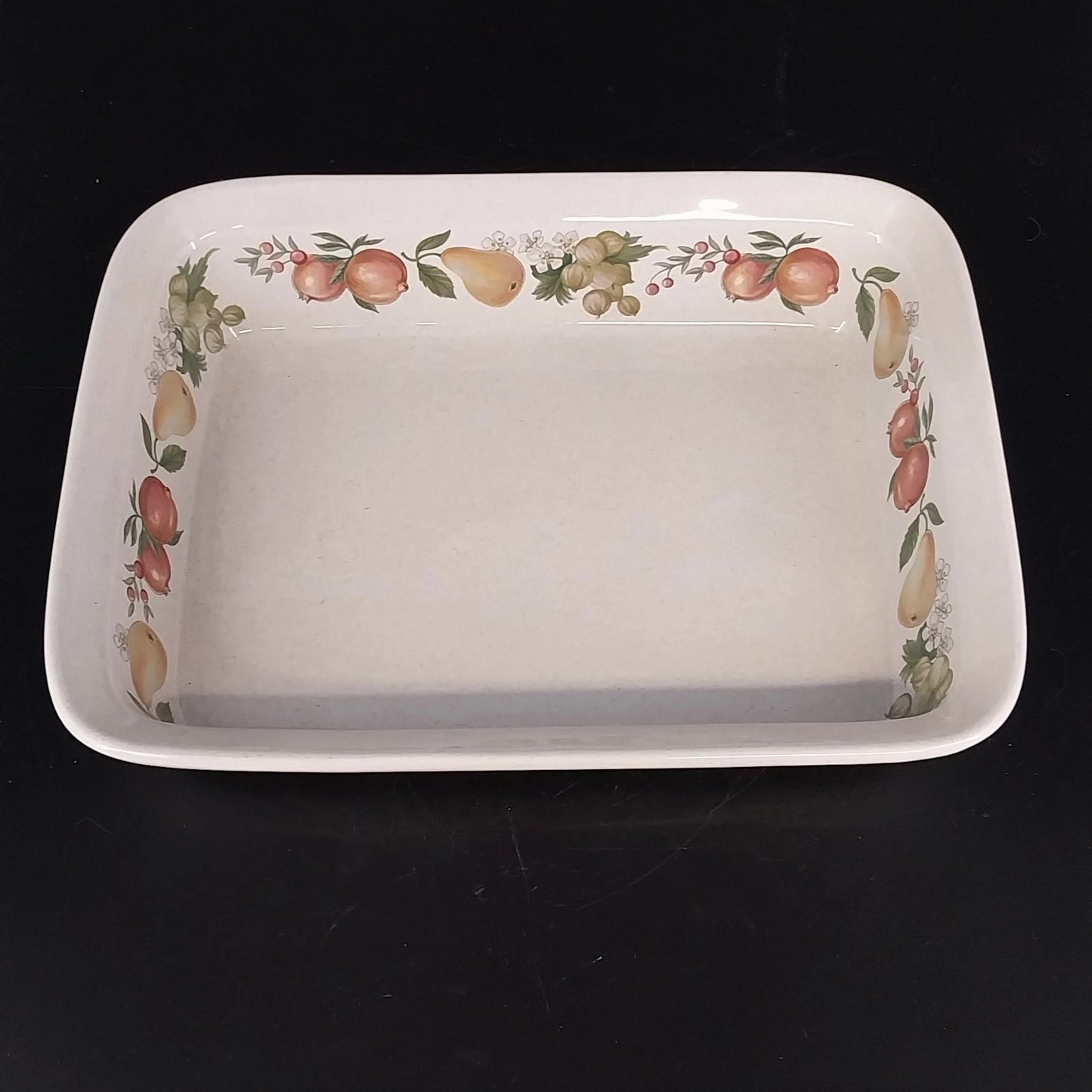 Wedgwood Quince Rectangular Baker 10” Oven to Table Fruit Ring England Vintage