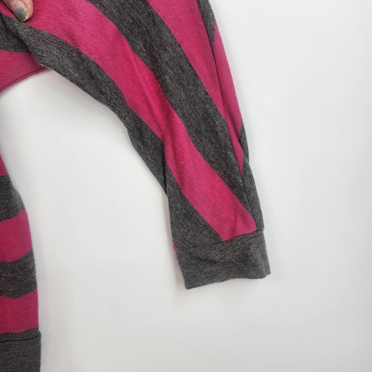 Derek Heart Hoodie Pullover Pink Striped Women's Medium Far Beyond Expectation