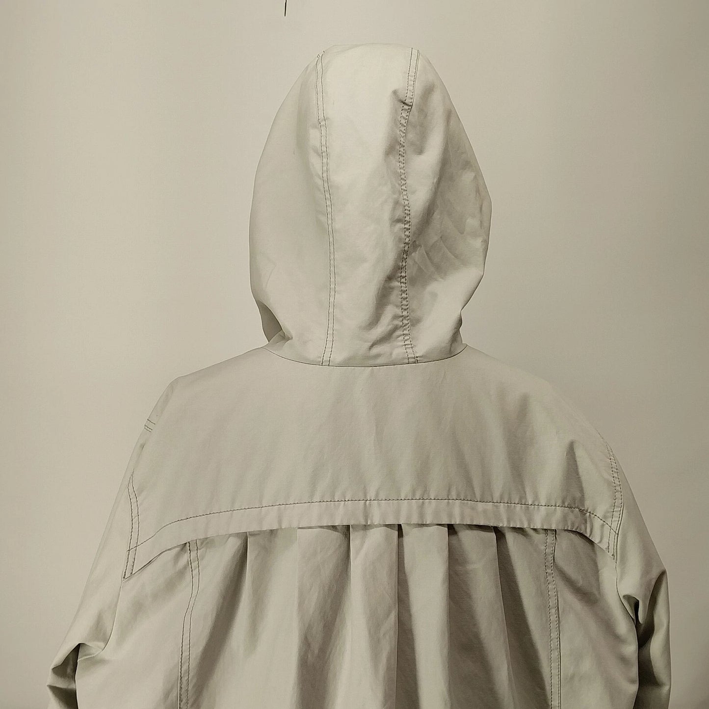 Eddie Bauer Women’s Jacket 2X Beige Hooded Windbreaker Lightweight Lined Vintage