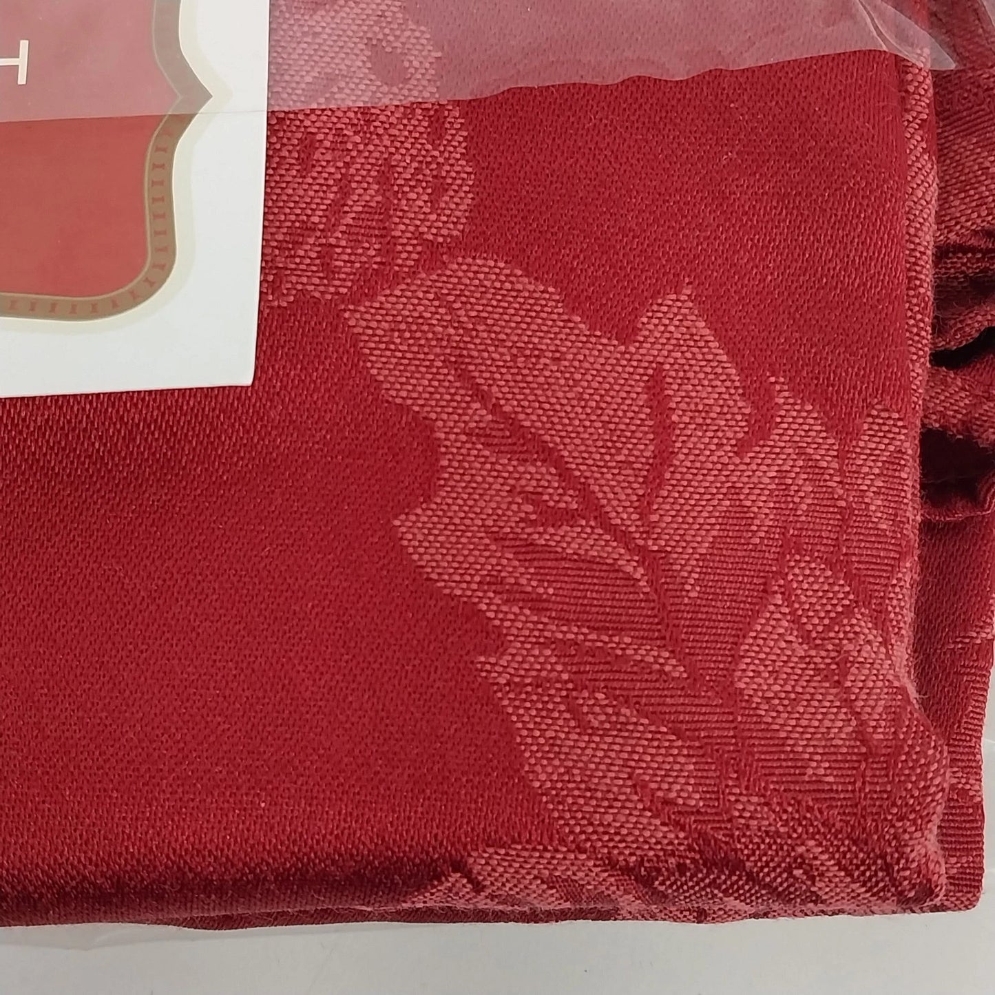 Target Ruby Poinsettia Red Damask Oval Tablecloth 60" x 84" NOS 2003 Holiday