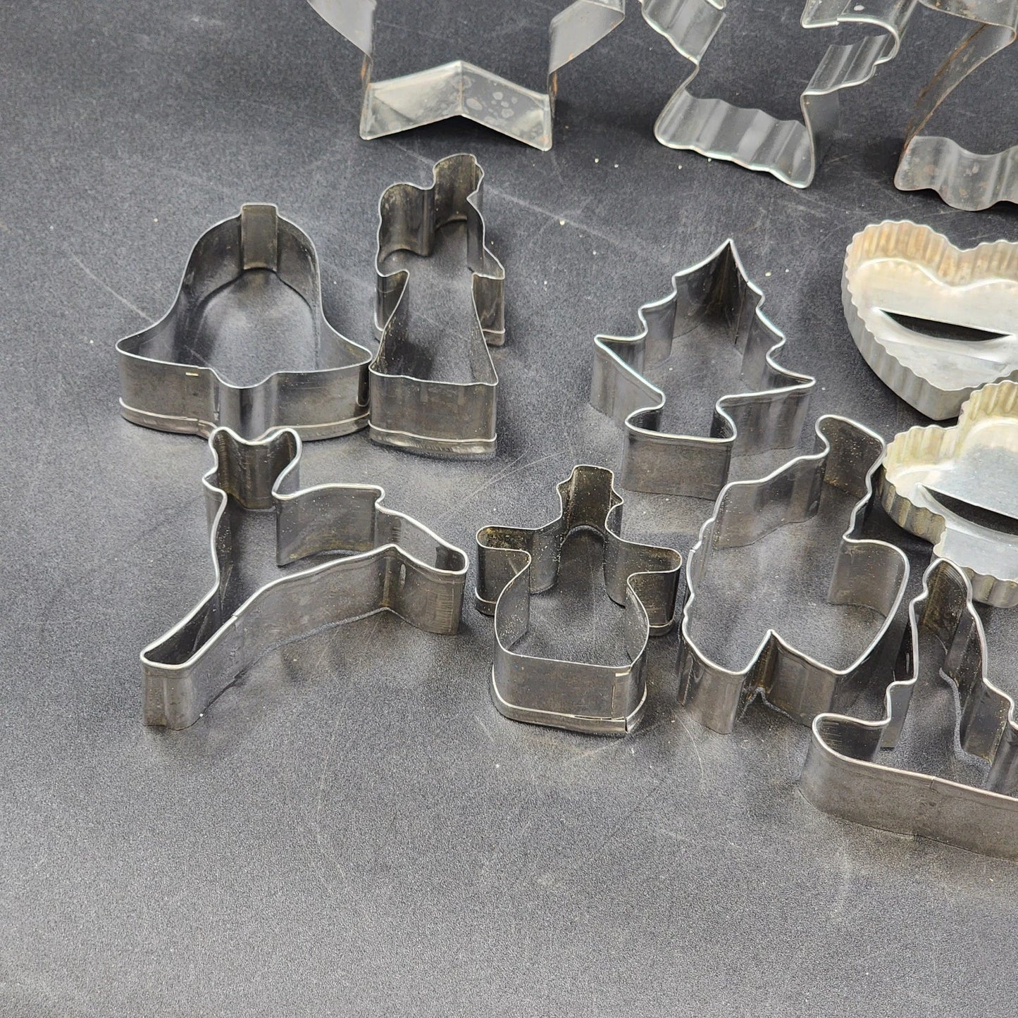 16 Metal Christmas Cookie Cutters Assorted Angel Star Tree Bell Reindeer etc.