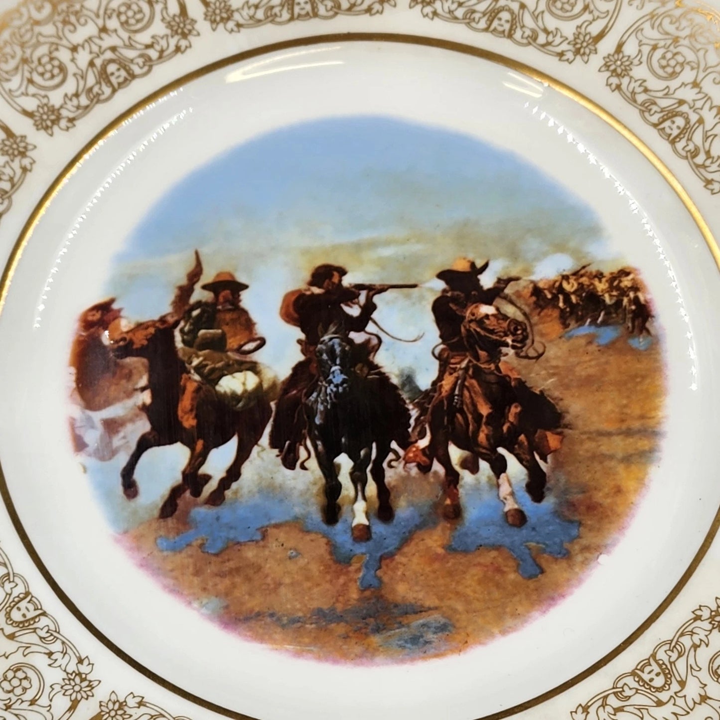 Wittnauer Collectors Guild Plate IF15 A Dash for the Timber Remington Bone China