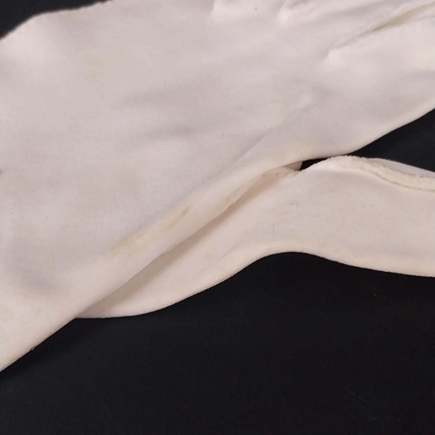 Women's White Formal Dress Gloves Eyelet Scalloped Cuffs Tea Length Vintage