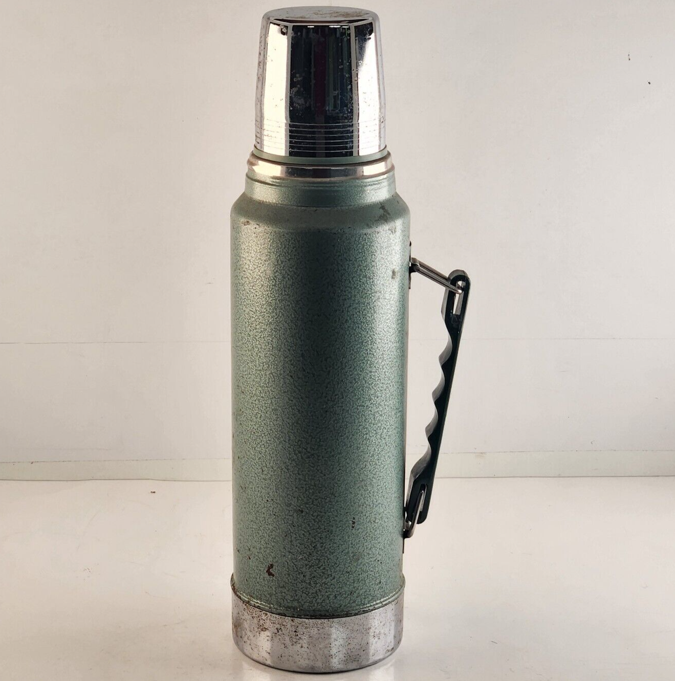 Stanley Aladdin Thermos Green Quart 32 Oz Original A-944DH Vintage Hot Cold USA