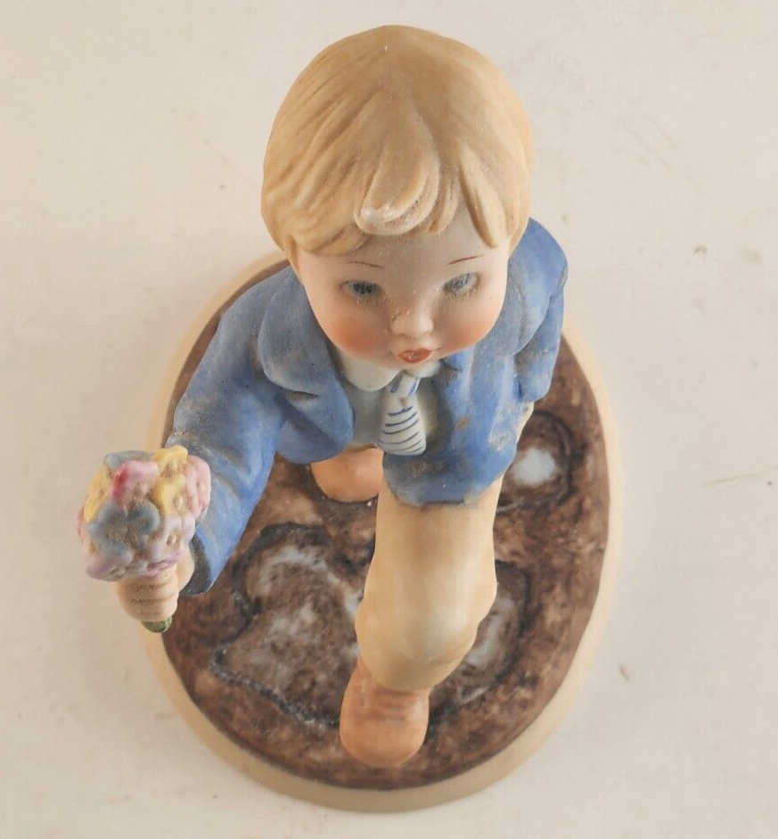 Lenox Porcelain Figurine Monday's Child Fair of Face Days of Week Japan