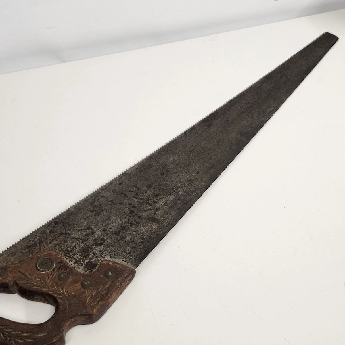 Disston 26" Crosscut Hand Saw Carved Wood Handle Carpenter Tool Vintage USA