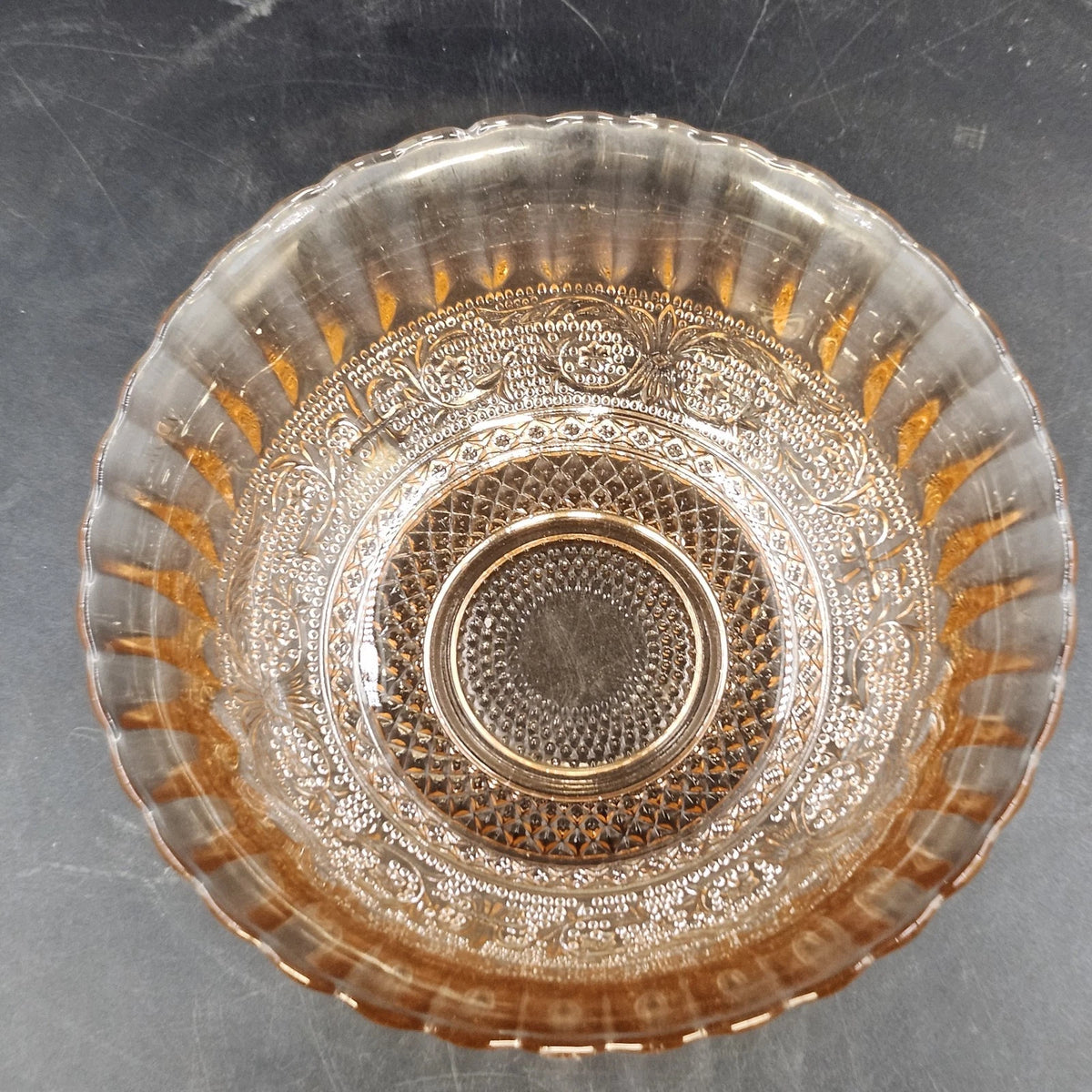 Indiana Glass Tiara Sandwich Pink Pressed Glass Bowl 7" Fluted Scalloped Vintage