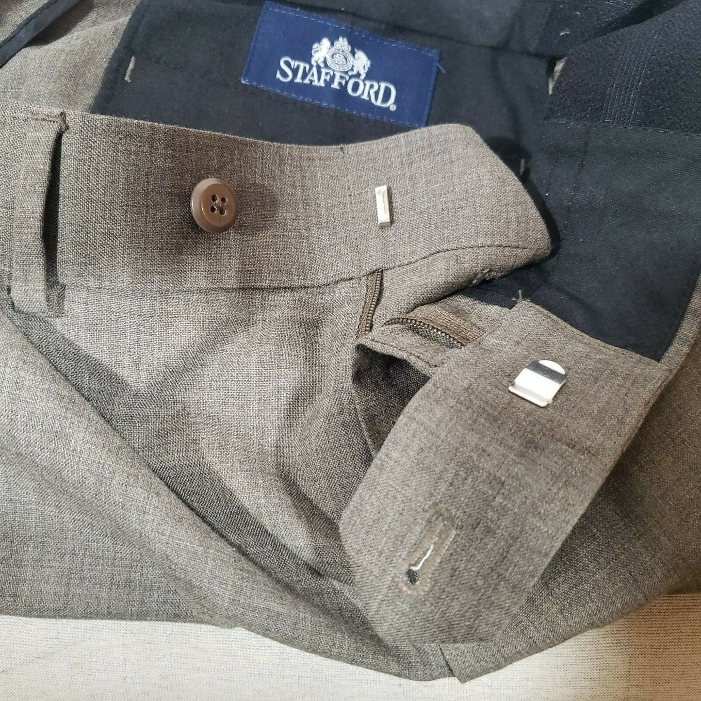 Stafford Dress Pants Slacks Men's Brown Flat Front Pockets Classic Fit 34x30 EUC