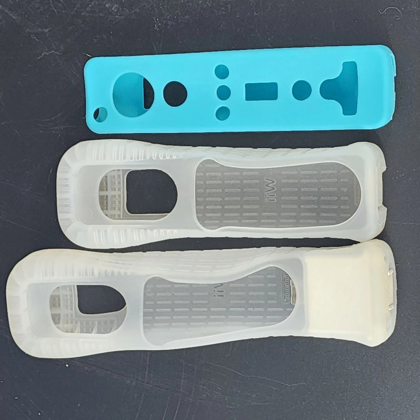 Nintendo Wii Remote Controller Bundle 3 Nunchuk Dock 4 Silicone Vintage Gaming