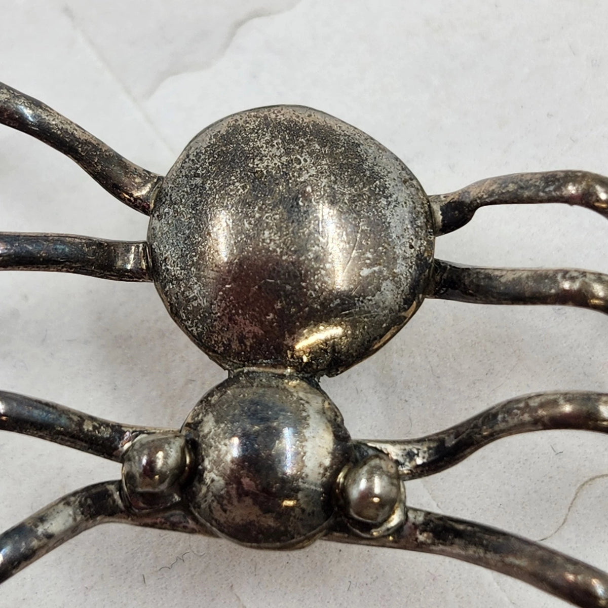 3D Spider Brooch Pin Silver Tone Metal Eight Legged Insect Halloween Vintage