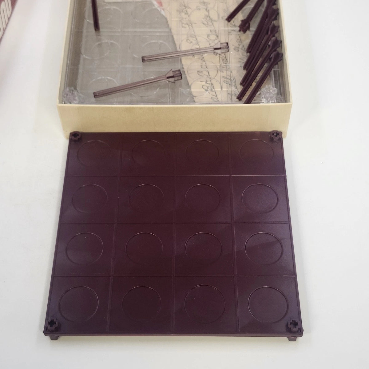 Parker Brothers Qubic 3-D Tic Tac Toe Game No. 400 Board Game Boxed 1965 Vtg USA