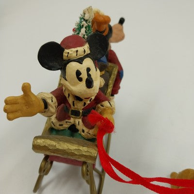 Midwest of Cannon Falls Santa Mickey Goofy Pluto Sleigh Disney Christmas Display