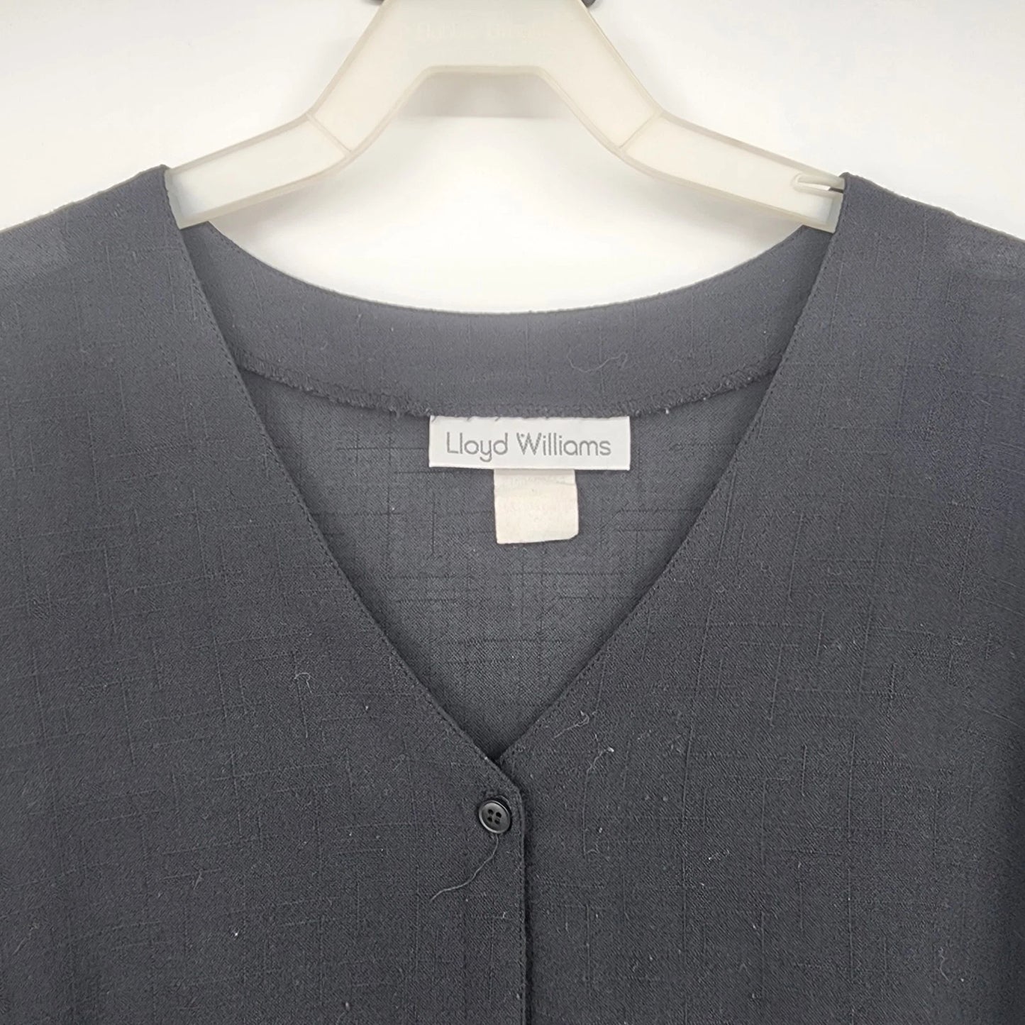 Lloyd Williams Black Button Front Blouse Women's Medium V Neck Short Sleeve Top