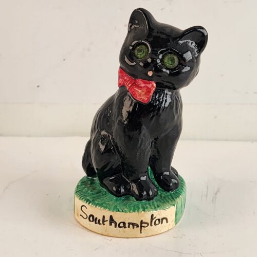 Manor Ware Black Cat Figure Souvenir Southampton England UK Green eyes Pottery