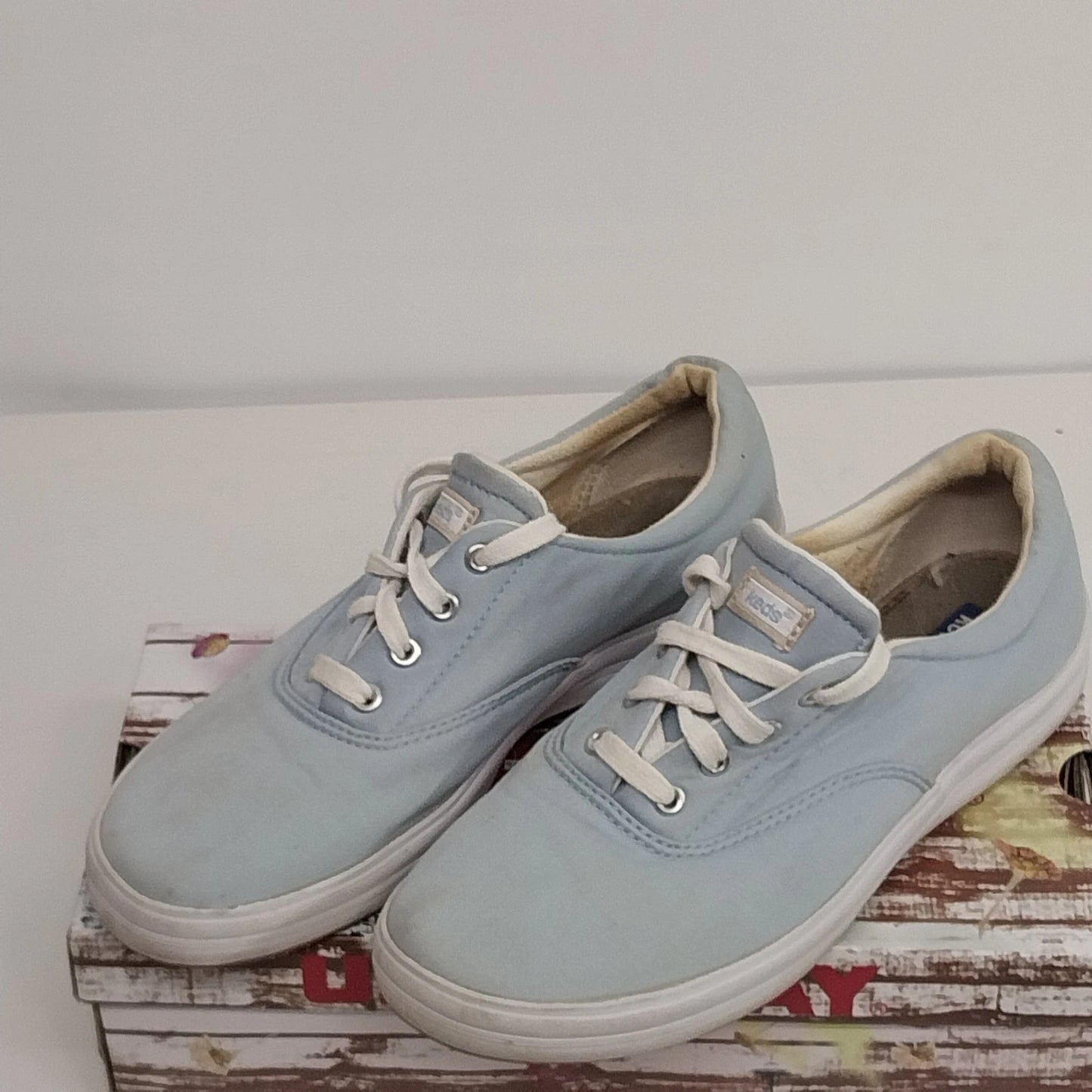 Keds Baby Blue Canvas Sneakers Womens Size 8 Lace Up