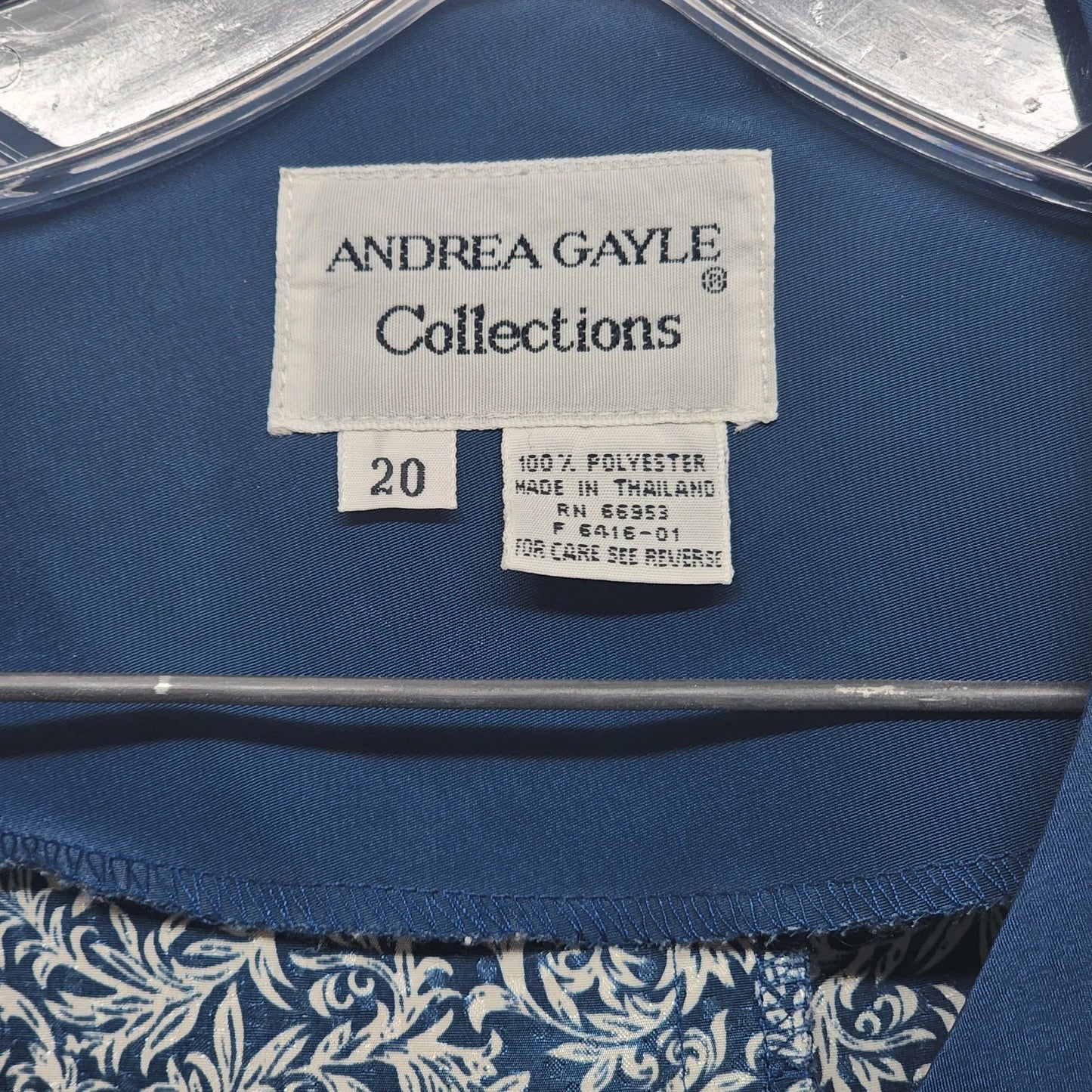 Andrea Gayle Blue White 2 Piece Skirt Suit Set Plus Size 20