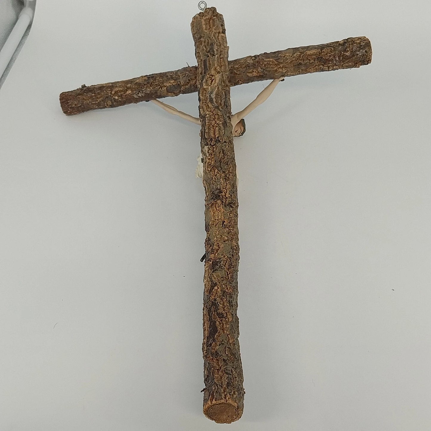 Jesus Christ Crucifix Rustic Tree Bark Wood Wall Cross 18" x 12.5" Vintage