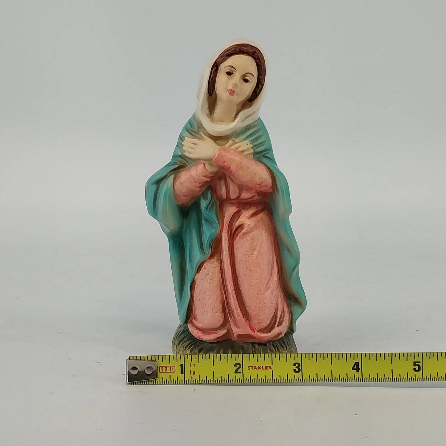 Nativity Kneeling Mary Figure 6" Hand Painted Resin Christmas Church Decor Korea