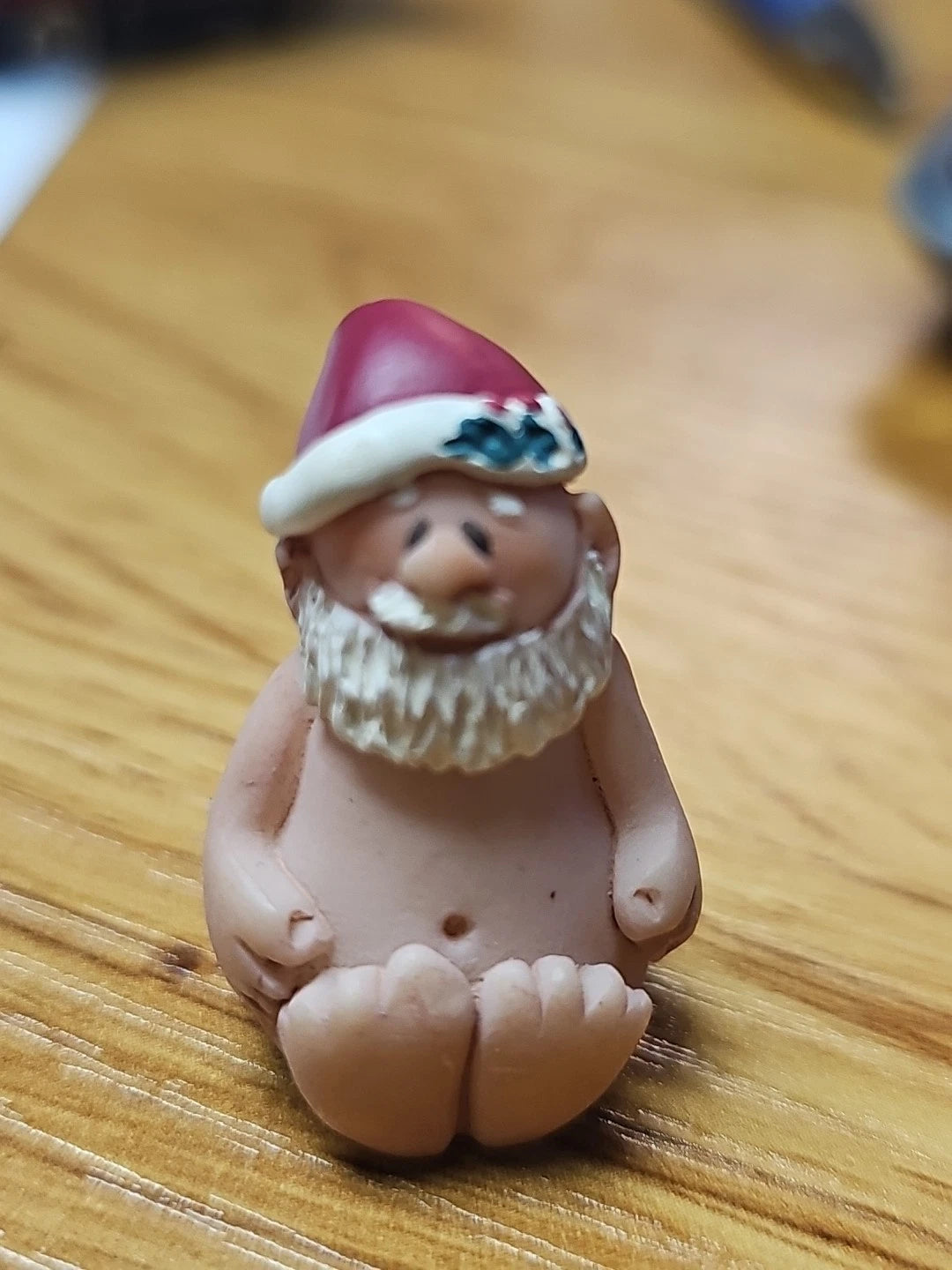 Jillian Miniature Santa Claus Figurine Resin 1.25 Inch
