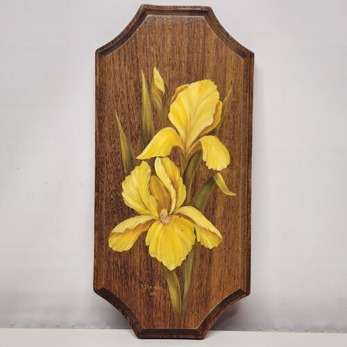 Plaque Daffodils Hand Painted Wooden Wall Folk Art 10½ x 5 Spring Flowers